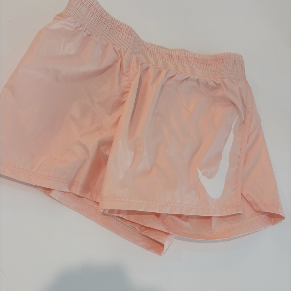 NWOT Nike Ripstop Swoosh Pink Metallic Shorts W size XS